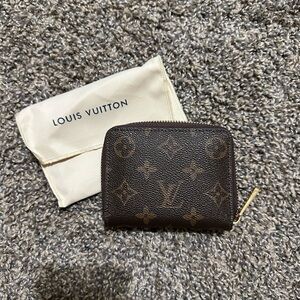 LV wallet